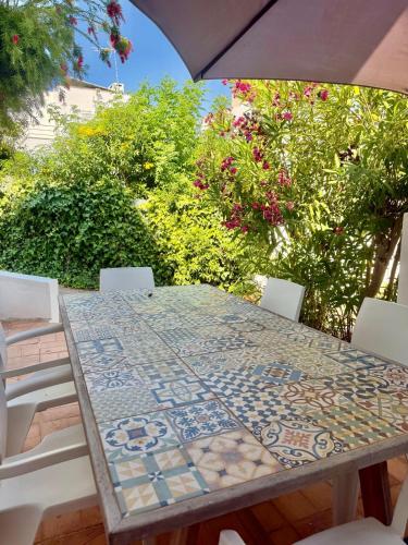 Two bedroom Shangri La apartment with private pool