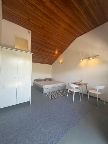 เตียงในห้องที่ Aura Camp - Glamping, Jezioro, SAUNA, SUPy