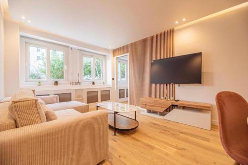 Beautiful Apartment in West Paris 16th