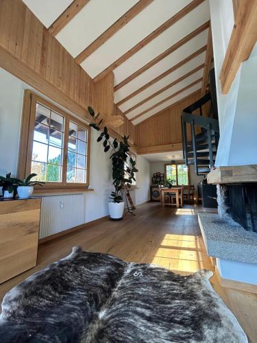 Chalet Apartment Chez Alberth in Schoenried