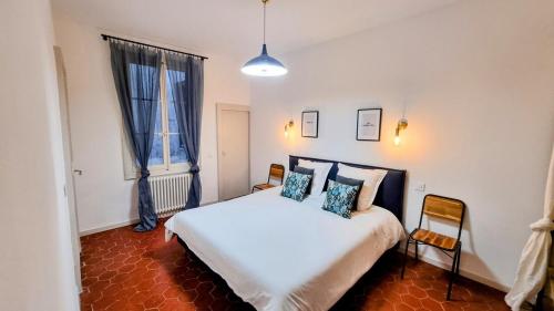 Le Palais 10, Superbe appartement d'Exception Authentique Centre Historique