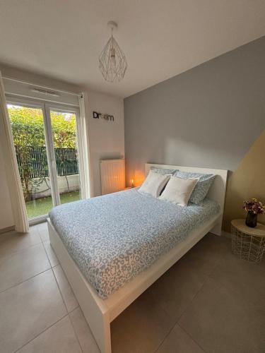 Charming duplex apartment in Antibes