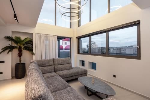Naeva Luxury Apartments - Sky