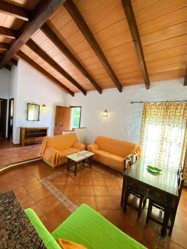 Las Casas de Petra - Roche 1
