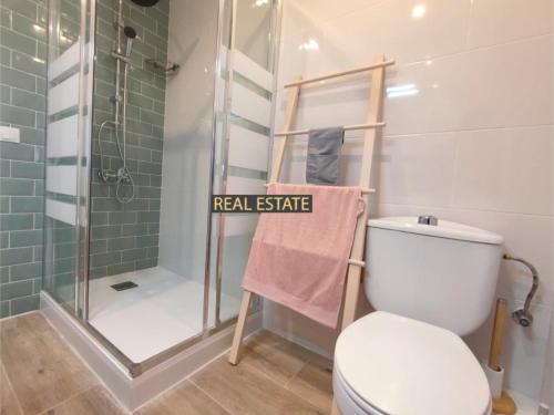 SaGrErA fLaT
