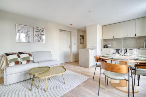 Get my Hatch Appartement 2 chambres Paris 19e