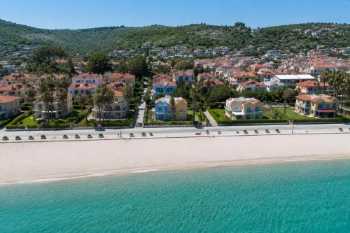 Villa DK Pefkohori Beachfront