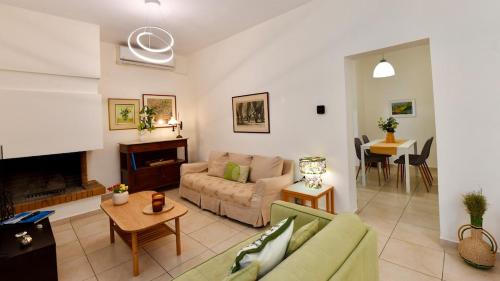 Athens Garden Retreat - Walk to Metro by ΜΡS