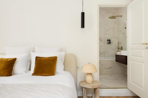 Luxury Rivoli 4 Bed 3,5 Bath by Hotel de Ville BHV