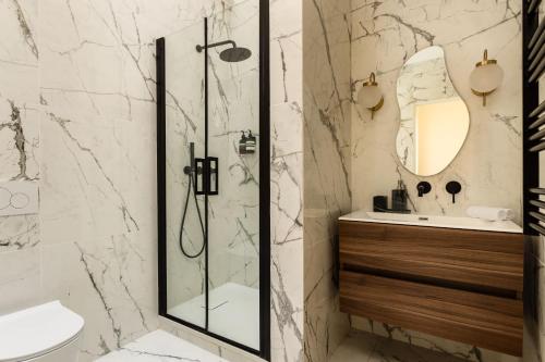 Luxury Rivoli 4 Bed 3,5 Bath by Hotel de Ville BHV