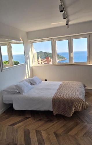 BEAUTIFUL APARTMENT,AMAZING VIEW,parking!