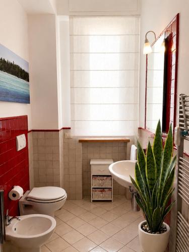 Nice apartment with free parking-airport 5' and city 10' by tram