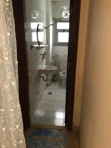 Ванна кімната в New Maadi Apartment
