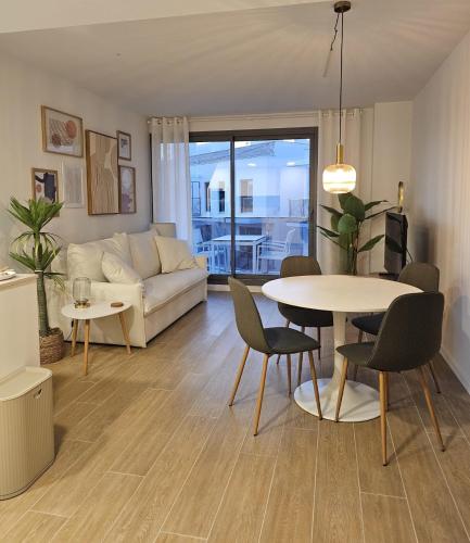 Apartment with Pool and Private Jacuzzi on Rooftop