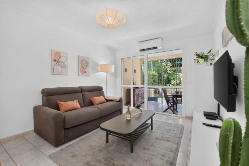 Appart avec terrasse, patio et garage à Menton