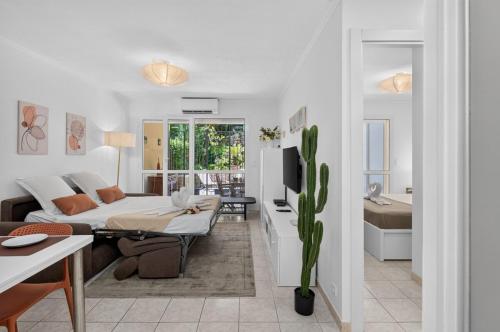 Appart avec terrasse, patio et garage à Menton