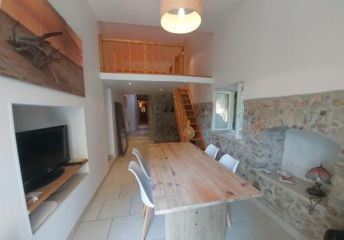 Duplex Oasis avec Jardin dans Vieille Ville