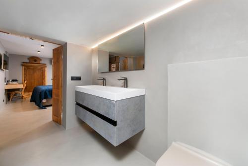 Balbi Deluxe Rooms