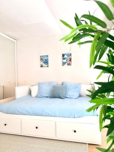 Heart of Nice - Mezzanine loft & sunny balcony