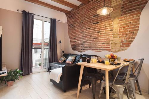 CITY CENTER TWO BEDROOMS APARTMENT, IN A 1870's FULL RENEWED BUILDING