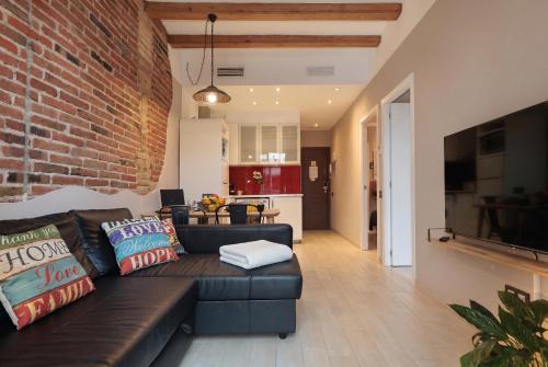 CITY CENTER TWO BEDROOMS APARTMENT, IN A 1870's FULL RENEWED BUILDING