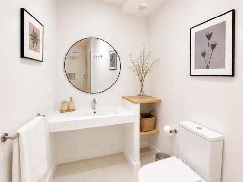 Unisierra Suite Apartments