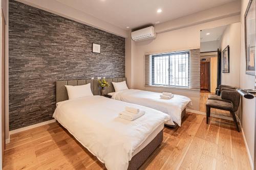 JR Sobu Line 4 Min Walk 54 sqm Private Apartment Sleeps 5 Tokyo Station 13 Min Direct Narita Airport Direct Bathtub No Elevator
