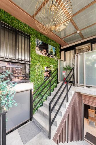 JR Sobu Line 4 Min Walk 54 sqm Private Apartment Sleeps 5 Tokyo Station 13 Min Direct Narita Airport Direct Bathtub No Elevator