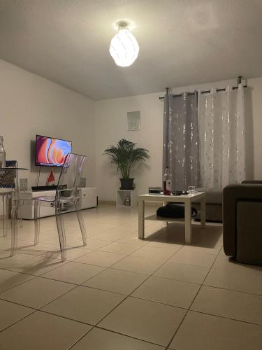 Secured residence apartment with swimming pool