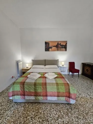 Golden Venezia Guest Rooms photo 26