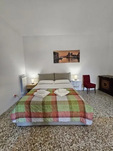 Golden Venezia Guest Rooms photo 23