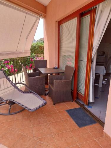 Apartments with parking space Rozac, Umag - 27255