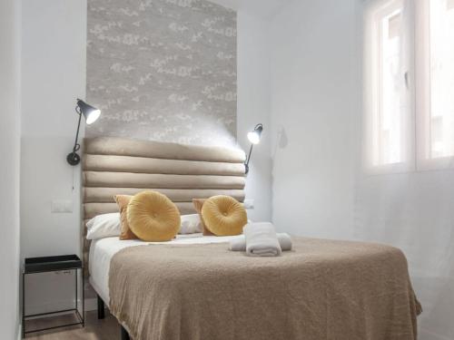 Madrid Stay near Rastro Market