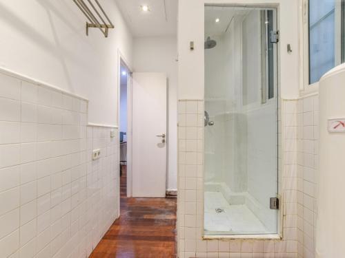 12-Guest Haven Near Metro
