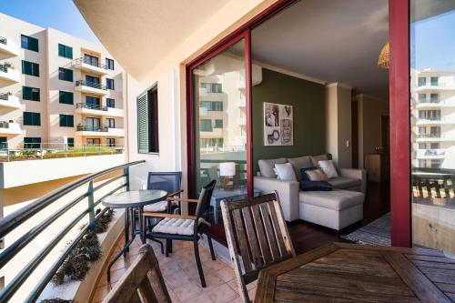 GuestReady - Apartment with pool in Garajau
