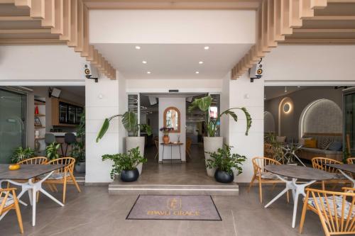 Epavli Grace Hotel