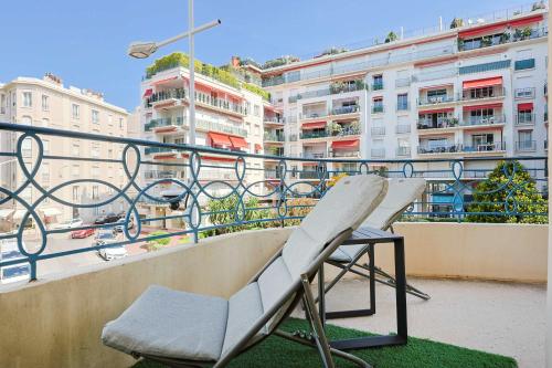 MARRIOTT : 2 BEDS/2 BATHS SEA VIEW