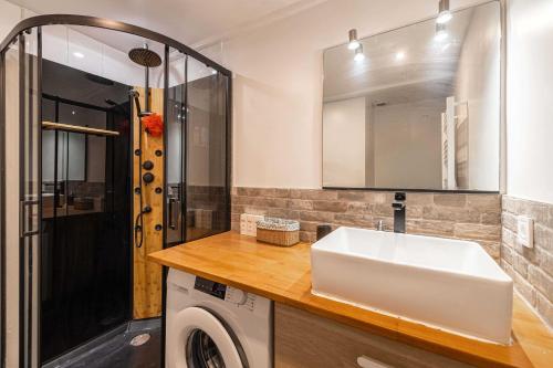 Warm appartement close to promenade des anglais