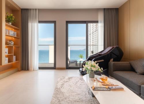 Adamas Boutique Hotel Nha Trang — View (from property/room)