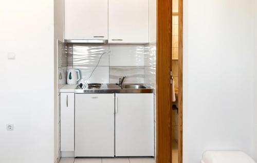 Gorgeous Apartment In Vodice With House Sea View