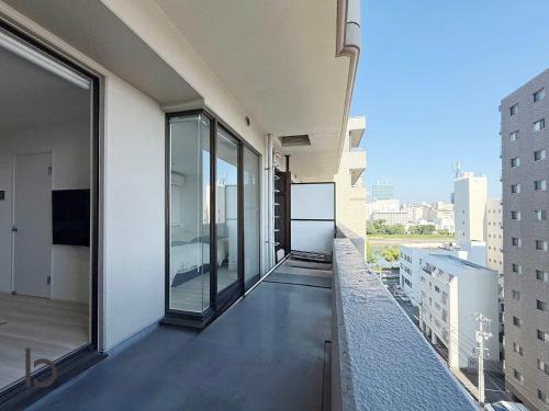 b hotel Lafort honkawa - New 2BR Apt 5 min Walk to Peace Park Sleeps 6