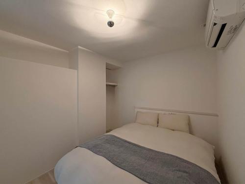 b hotel Lafort honkawa - New 2BR Apt 5 min Walk to Peace Park Sleeps 6