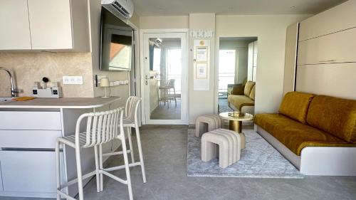 STUDIO LUXE Carré d'Or Cannes - Terrasse - Aperçu mer - 3 personnes - 50m de la Croisette