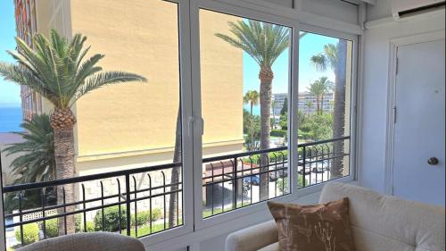 La Roca Calle Brasil 2 bed apartment with sea views Short walk to the beach and Nogalera by NAMASTE ELITE