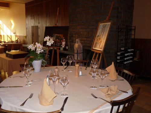 Restaurant ou autre lieu de restauration dans l'établissement Hôtel du Fort