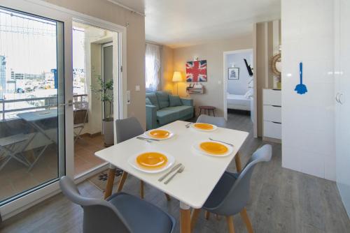 WELCS APARTAMENTO 396 EMP en el puerto de Roses