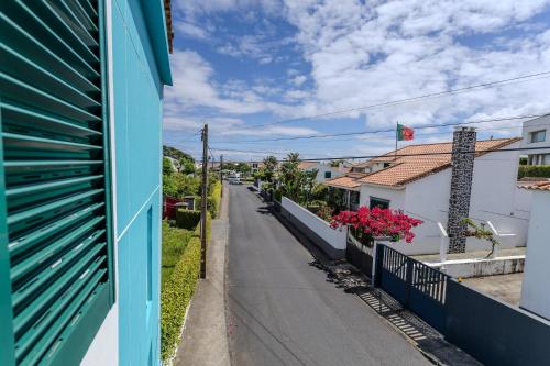 GuestReady-Charming Retreat with Terrace