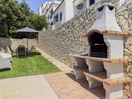 #403 Beach House Sea View & BBQ