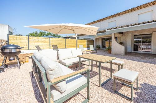 Renovated Provençal Villa with Garden - Antibes
