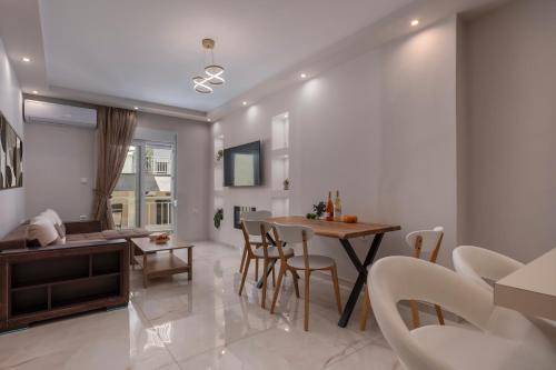 Solene Suite - Luxury Seaside - 5' to City Center